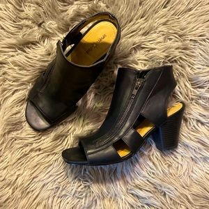 Seven Dials Black Heels